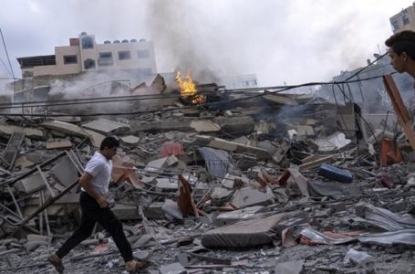 Plus de 6.500 morts palestiniens dans les bombardements d’Israël